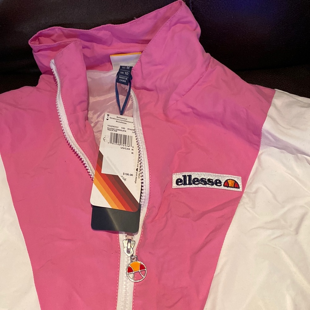 Ellesse she’ll top